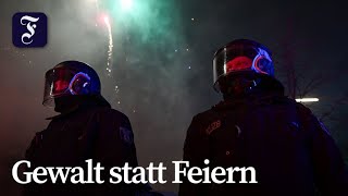 Polizei meldet Hunderte Festnahmen