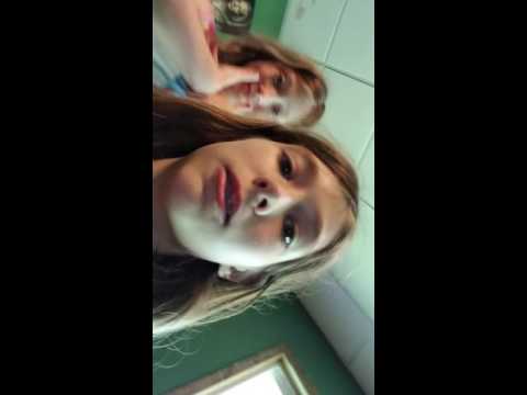 We went to a free yard sale!!