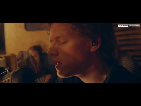 Studio Trad Live Sessions #4 - Douglas Firs