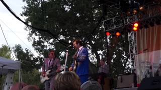 2014 Chris Isaak Goin Nowhere