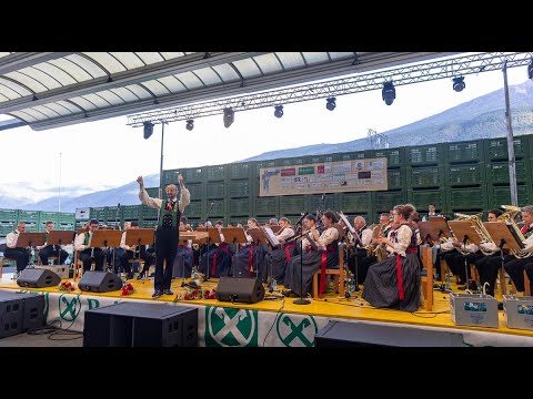 Konzert beim Jubiläumsfest in Kortsch am 03.06.23 / Musikkapelle Jenesien
