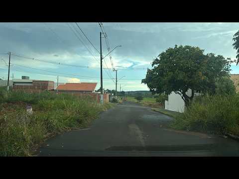 TERRENOS COM MATO ALTO E SUJOS PREOCUPAM AUTORIDADES EM TAPEJARA PR.