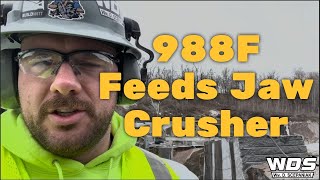 988F Feeds Jaw Crusher With Granite Blocks