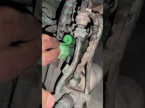 ⛽🔧 Hard Starts on a Volvo D13? This Might Be the Culprit! 💥🛑