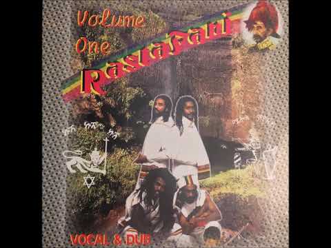 Hughie Izachaar - Tek Back Yuh Name + Dub - LP Melody Muzik 1995 - SLAVERY'S CONSEQUENCE