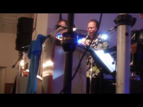 Dennis Polisky Maestro's Men Plays at Ocean Beach, New London, CT 6-22-2017