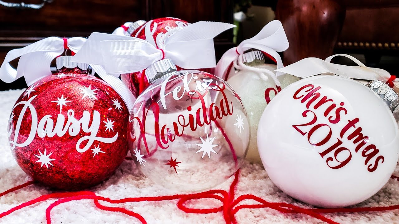 Watch Cricut - Personalizar Esferas Navideñas con Glitter-Brillo o Pintura | Como Ponerle Vinyl a Esferas. Now Cricut - Personalizar Esferas Navideñas con Glitter-Brillo o Pintura | Como Ponerle Vinyl a Esferas.