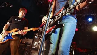 「ロックTシャツはダサい」なんてもう言わせない　大手レコード会社が仕掛ける「12000円」ロックTの勝算..