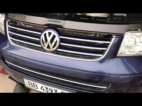 Как открыть капот Volkswagen T 5 если с салона он не открывается.