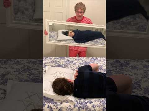 SCARY MIRROR PRANK 💀