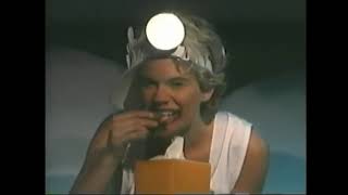 Annie Brocoli - Le Chocolat (Scène)