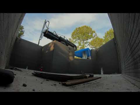 A Unique 3D Printing Experience with Apis Cor.