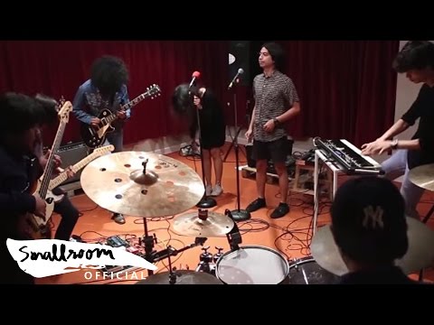 SMALLROOM MUSIC CAMP CREW  [JAM SESSION] - Come Together Original Song By The Beatles