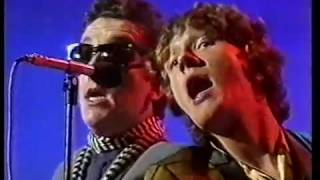 Elvis Costello and The Attractions with Glenn Tilbrook From A Whisper To A Scream (Live on