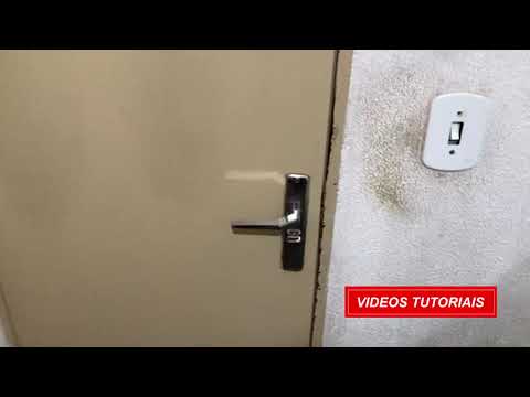 Como abrir uma porta
