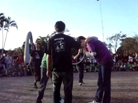 IX Trote Integrado do CTC na UFSC - Final da prova de assoprar mangueira - Mecânica vs Eletrônica