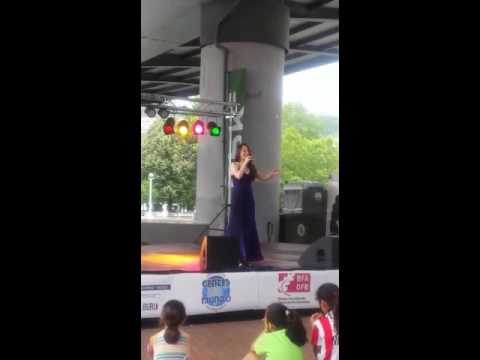 Yulia Metvi - Там нет меня (Tam net menya - No estoy allí) Festival Gentes del Mundo 2015 Bilbao