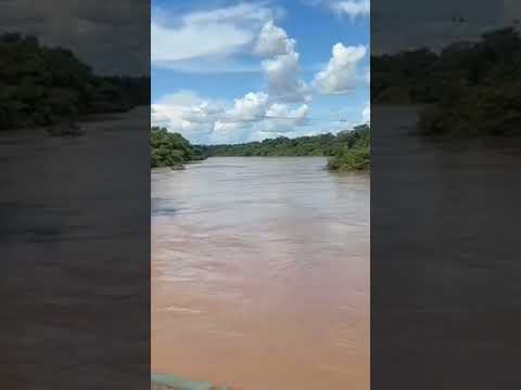 Rio das almas Goiás muito cheio balsa q liga são Luís do norte a Goianésia