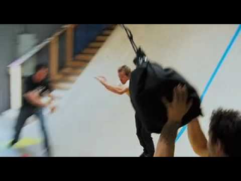 JACKASS 2 the gauntlet