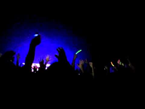 Thomas Gold @ Metropolis, 8/10/2011  (Hard Rock Sofa - True Emotion)