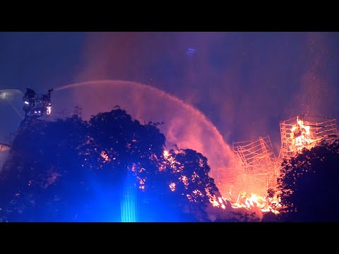 Großbrand in Bad Ems: Vier-Türme-Haus steht in Flammen!