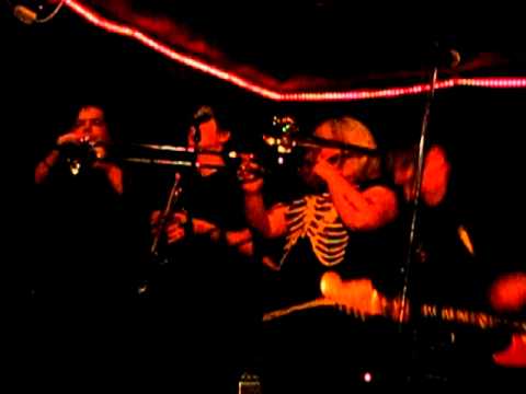 Kill Moi - Tortas and Wine (The Knockout Apr.25.2011)
