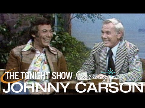 Ed Ames and Johnny Reflect on the Famous Tomahawk Sketch | Carson Tonight Show
