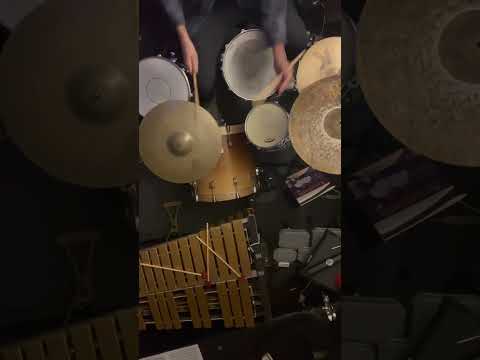 [VIDEO] Sabian 18" HH New Symphonic Medium Light Orchestral Cymbals (Pair) 2010s - Traditional image 3