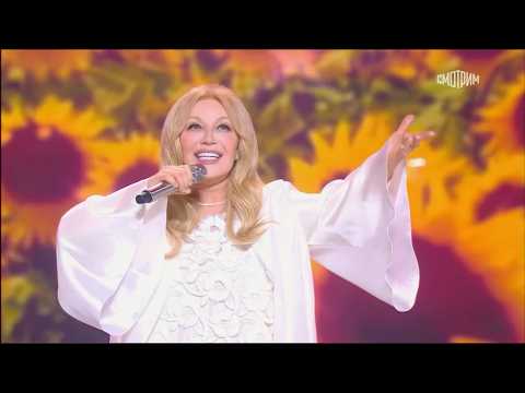 A Ukrainian singer performed her homeland’s folk song in front of Russian officers on prime-time state TV.