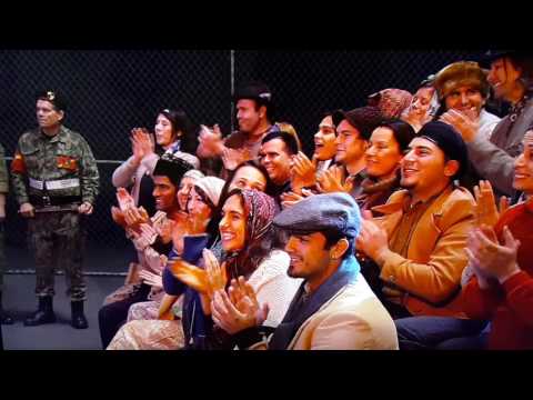 Victorious : Locked Up - Tori escapes prison