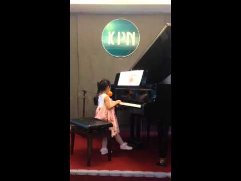 Waree - Happy Birthday Song in KPN's Concert (Apr 25,2015)