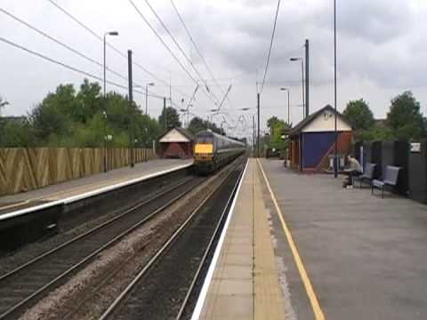 National Express 225 train passing Northallerton.