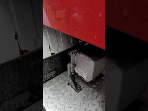 Mercedes-Benz 1428 AF Fire Truck from 1985 - walkaround