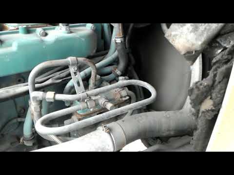 Britannia Export - RECENTLY SOLD: Left hand drive Volvo F12 400 HP tractor unit.