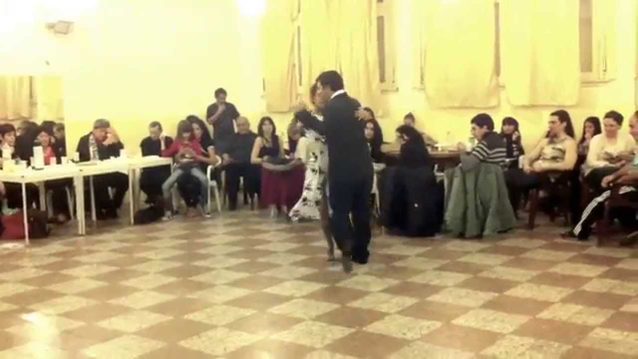 Jesica Gomez y Leonardo Auza - Milonga Bohemia - Que Dios te ayude, Juan D' Arienzo
