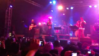 Cristina D'Avena - Robin Hood / E' Quasi Magia Johnny - LIVE @ ESTRAGON 31/10/2010