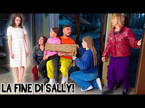 ABBIAMO PARLATO CON LA MAESTRA SALLY E CI HA DETTO TUTTA LA VERITÀ SULLA SCUOLA! *Episodio Finale*