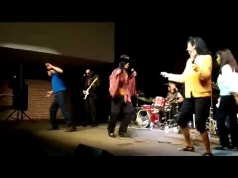 ? (Question Mark) & The Mysterians - 96 Tears (Encore with fans on stage) (9-16-14)