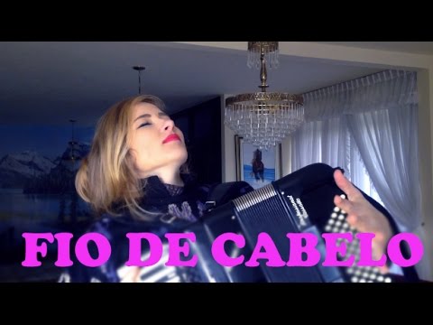 Bia Ensina - Fio de cabelo