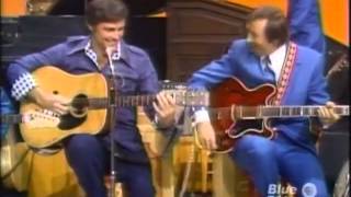 The Lawrence Welk Show - Mancini  Mercer - Interview, Bobby Burgess - 11-10-1973