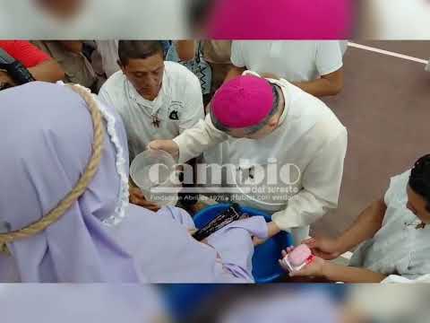ARZOBISPO DE YUCATÁN REALIZA LAVADO DE PIES EN EL PENAL DE MÉRIDA