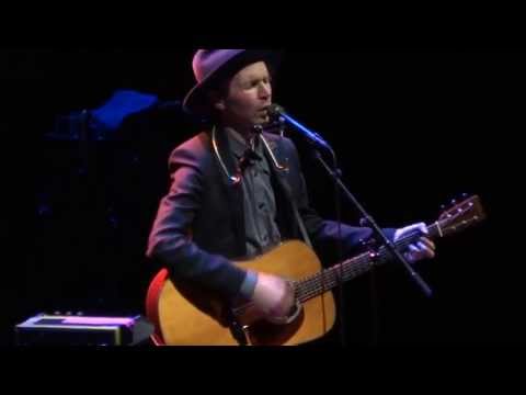 Beck - Pay No Mind (HD) Live In Paris 2013