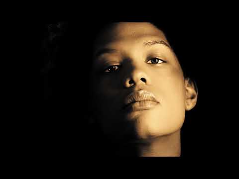 Bee Johnson - Black Flower (Acoustic)