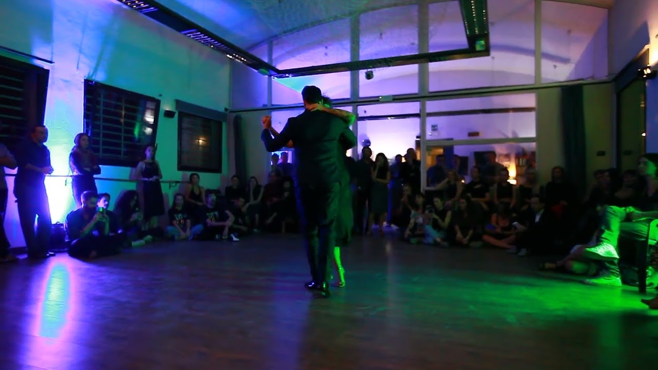 Marco Nodari y Claudia Cavagnini "Vieja luna" @Milonga Graf (BO) 16/11/2024 1-5