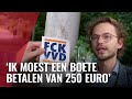 Door een 'Fuck VVD' sticker kreeg Joes bijna een strafblad