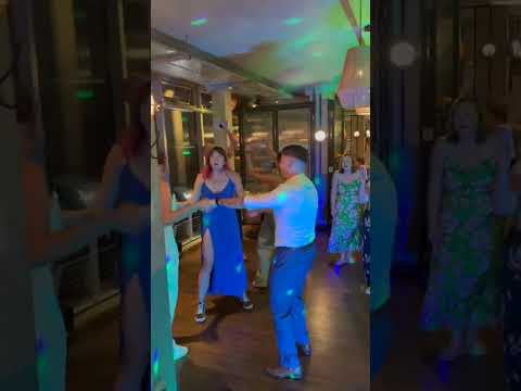 DJ Laura Mac video.