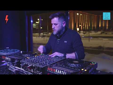 The Blue Oyster: SEEN / 09.02 / 20 - 21