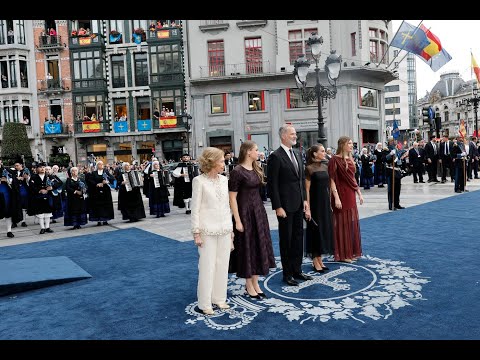 Los Reyes, la Princesa de Asturias y la Infanta Sofía presiden en Oviedo la entrega de los Premios Princesa de Asturias 