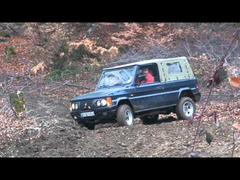 Aro 10 cu M+S pe noroi Campulung 2011