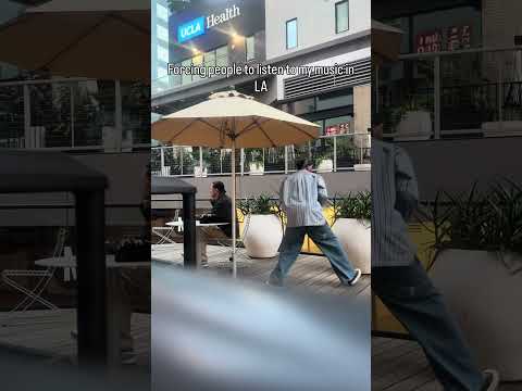 I think he liked it tbh — Song Credit : Loose Change by LEV! #shorts #indiepop #indiemusic